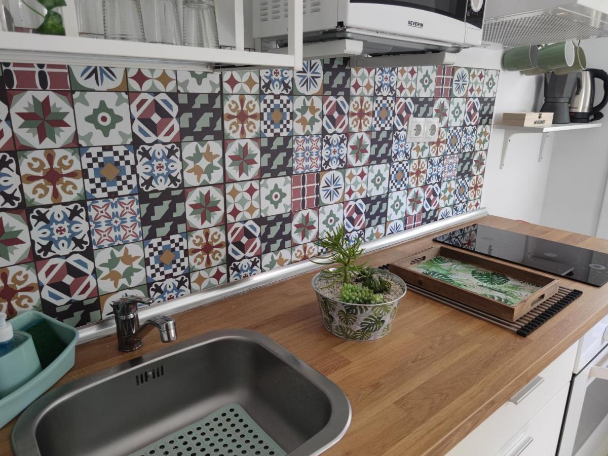 Encantadora Casa Con Patio รอนดา ภายนอก รูปภาพ