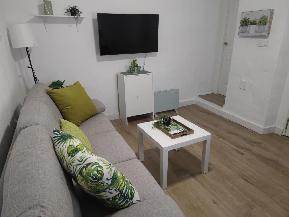 Encantadora Casa Con Patio รอนดา ภายนอก รูปภาพ