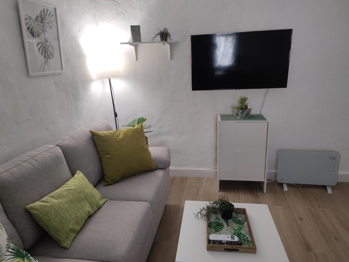 Encantadora Casa Con Patio รอนดา ภายนอก รูปภาพ